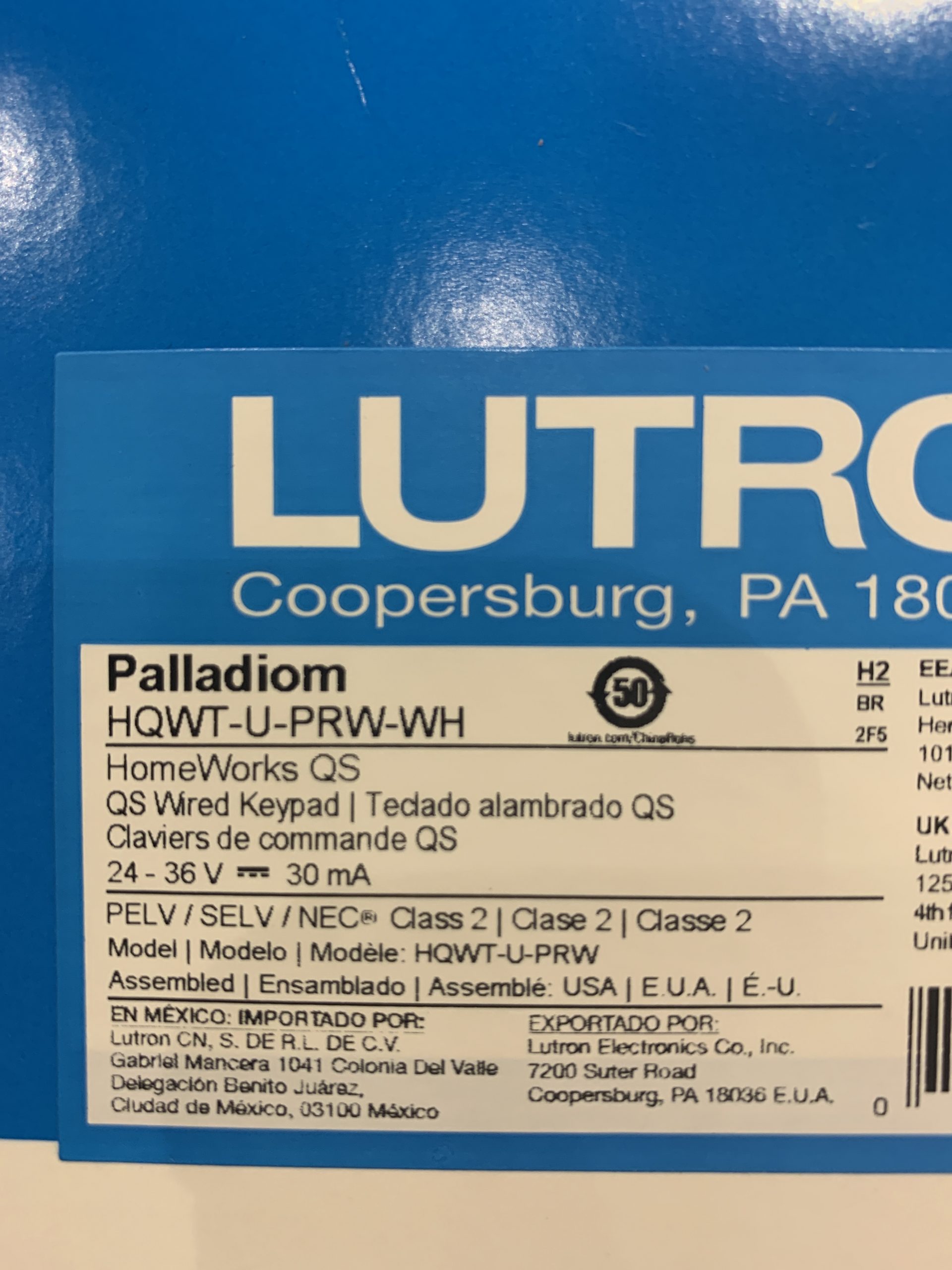 Lutron HomeWorks Palladiom Keypad 3 Button R/L White