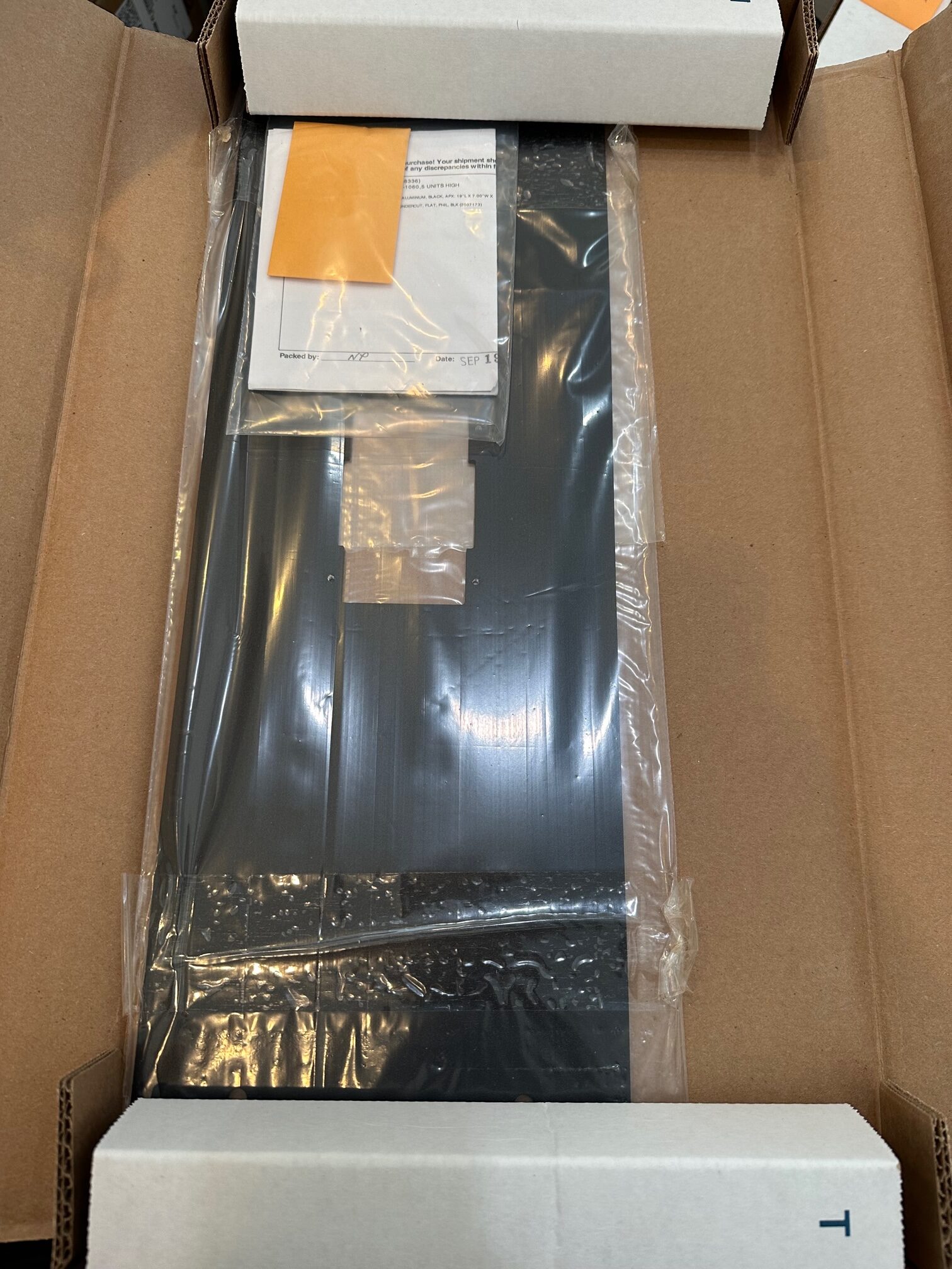 TSW-1060-RMK-2 Rack Mount Kit for TSS-10 and TSW-1060